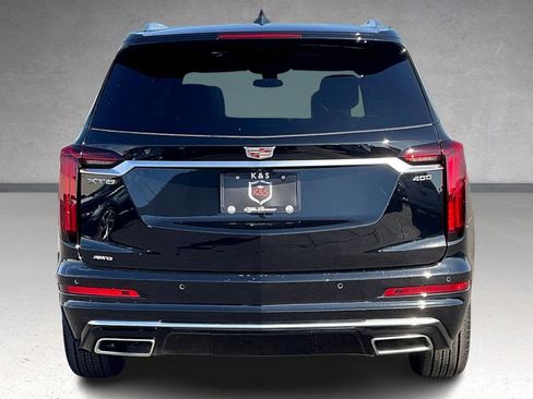 Used 2024 Cadillac XT6 Premium Luxury image 4