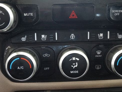 Used 2022 RAM 2500 Laramie image 18