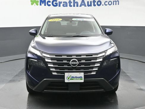 Used 2025 Nissan Rogue SV AWD/4WD image 6