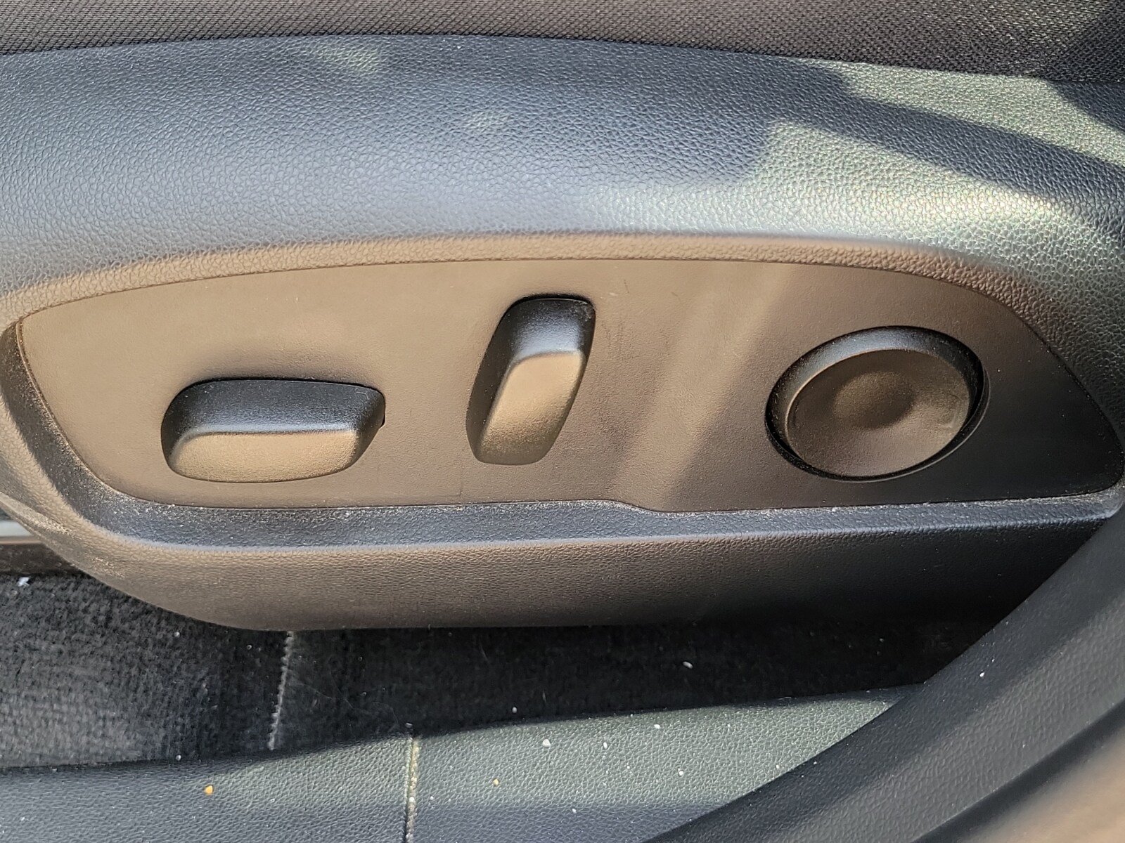 Used 2026 Chevrolet Equinox LT w/ Convenience Package II FWD image 13