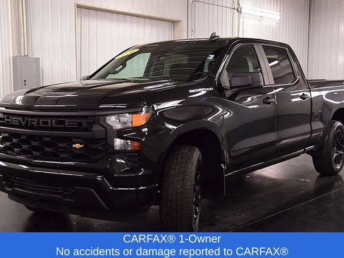 Used 2024 Chevrolet Silverado 1500 Custom AWD/4WD image 3