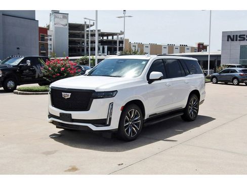Used 2022 Cadillac Escalade Sport w/ Touring Package AWD/4WD image 2
