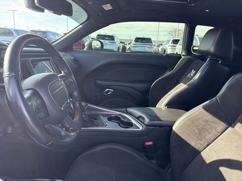 Used 2018 Dodge Challenger R/T Scat Pack image 13