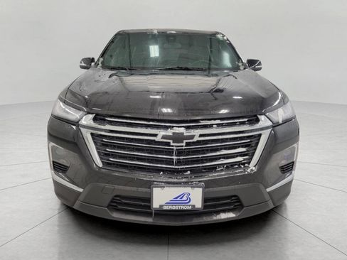 Used 2023 Chevrolet Traverse LT image 13