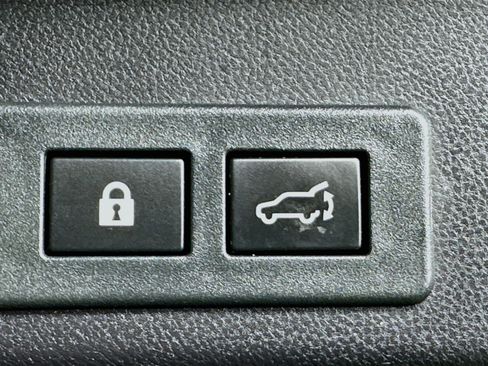 Used 2022 Subaru Ascent Touring w/ Popular Package #2A AWD/4WD image 32