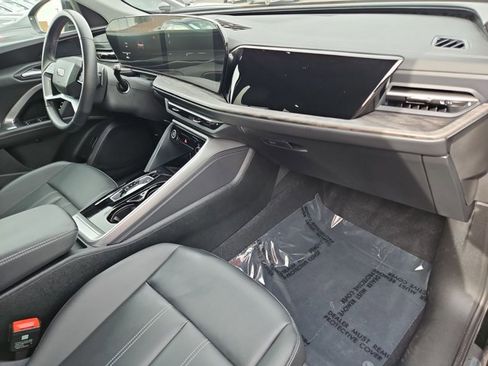 Certified 2025 Audi Q5 Premium w/ Convenience Package image 23