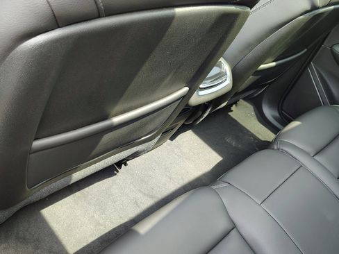 New 2025 Cadillac XT6 Luxury w/ LPO, Premium Carpet Package image 37