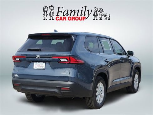 New 2026 Toyota Grand Highlander XLE image 4