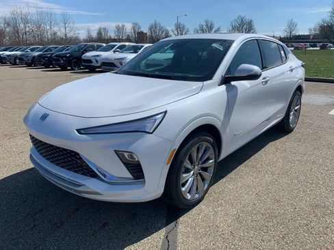 New 2026 Buick Envista Avenir image 8