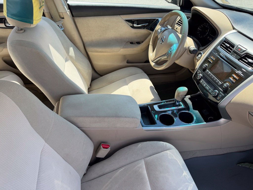 Used 2013 Nissan Altima 2.5 SV FWD image 15