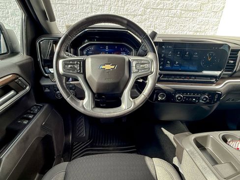 Certified 2022 Chevrolet Silverado 1500 LT image 29