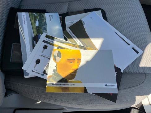 Used 2014 Subaru Forester 2.5i image 30