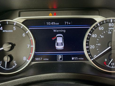 Used 2025 Nissan Sentra SR image 16