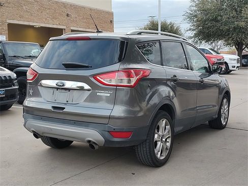 Used 2014 Ford Escape Titanium image 3