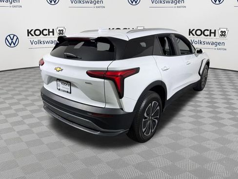 Used 2025 Chevrolet Blazer EV LT AWD/4WD image 8