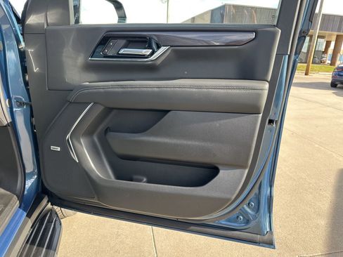 New 2026 GMC Yukon XL Elevation w/ Elevation Premium Package image 23