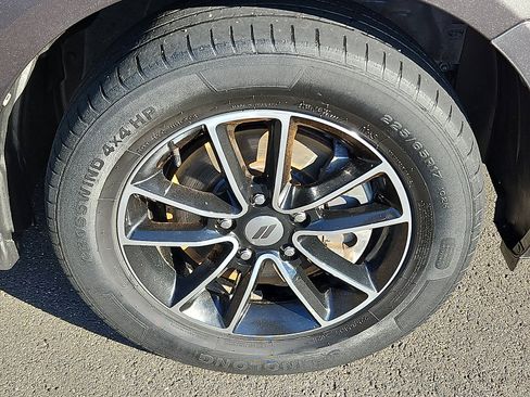 Used 2018 Dodge Journey SE w/ Connectivity Group image 8