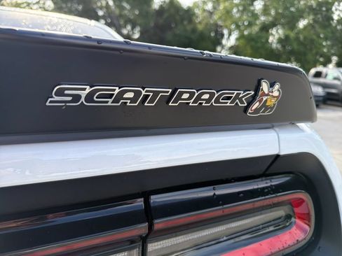Used 2023 Dodge Challenger R/T Scat Pack RWD image 10