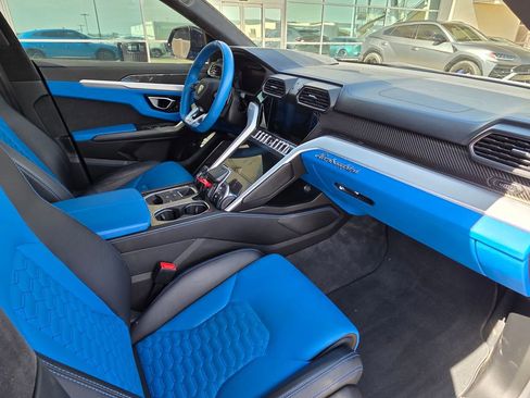Used 2020 Lamborghini Urus AWD/4WD image 14