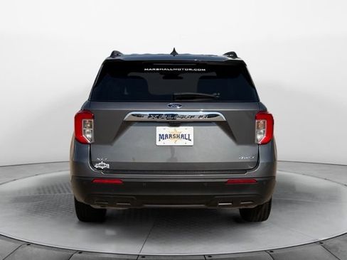 Used 2023 Ford Explorer XLT AWD/4WD image 4