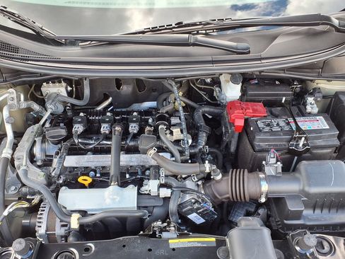Used 2025 Nissan Versa SV FWD image 40