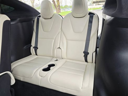 Used 2021 Tesla Model X Performance image 40