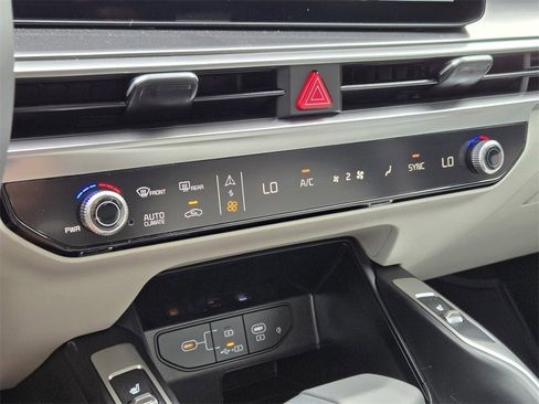 New 2026 Kia Sorento EX image 22