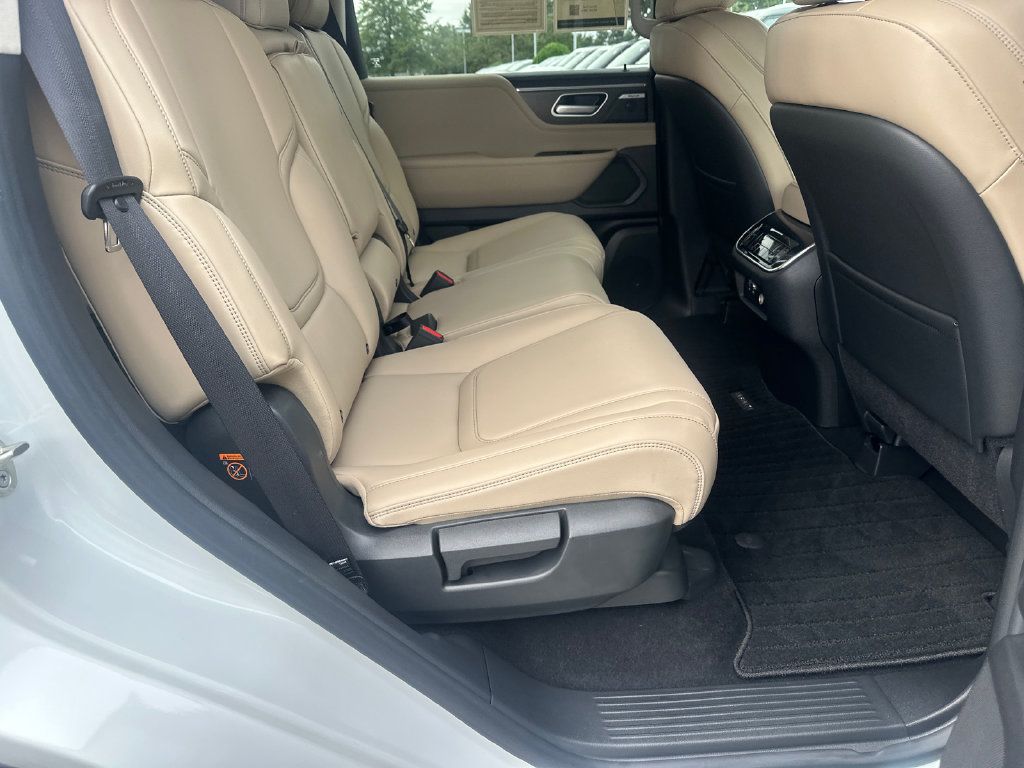 Certified 2026 INFINITI QX80 Pure w/ Cargo Package RWD image 13