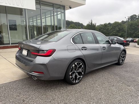 Used 2026 BMW 330i Sedan RWD image 8