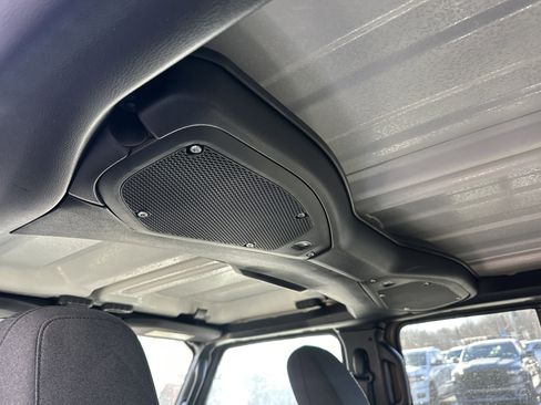 New 2026 Jeep Gladiator Sport image 29