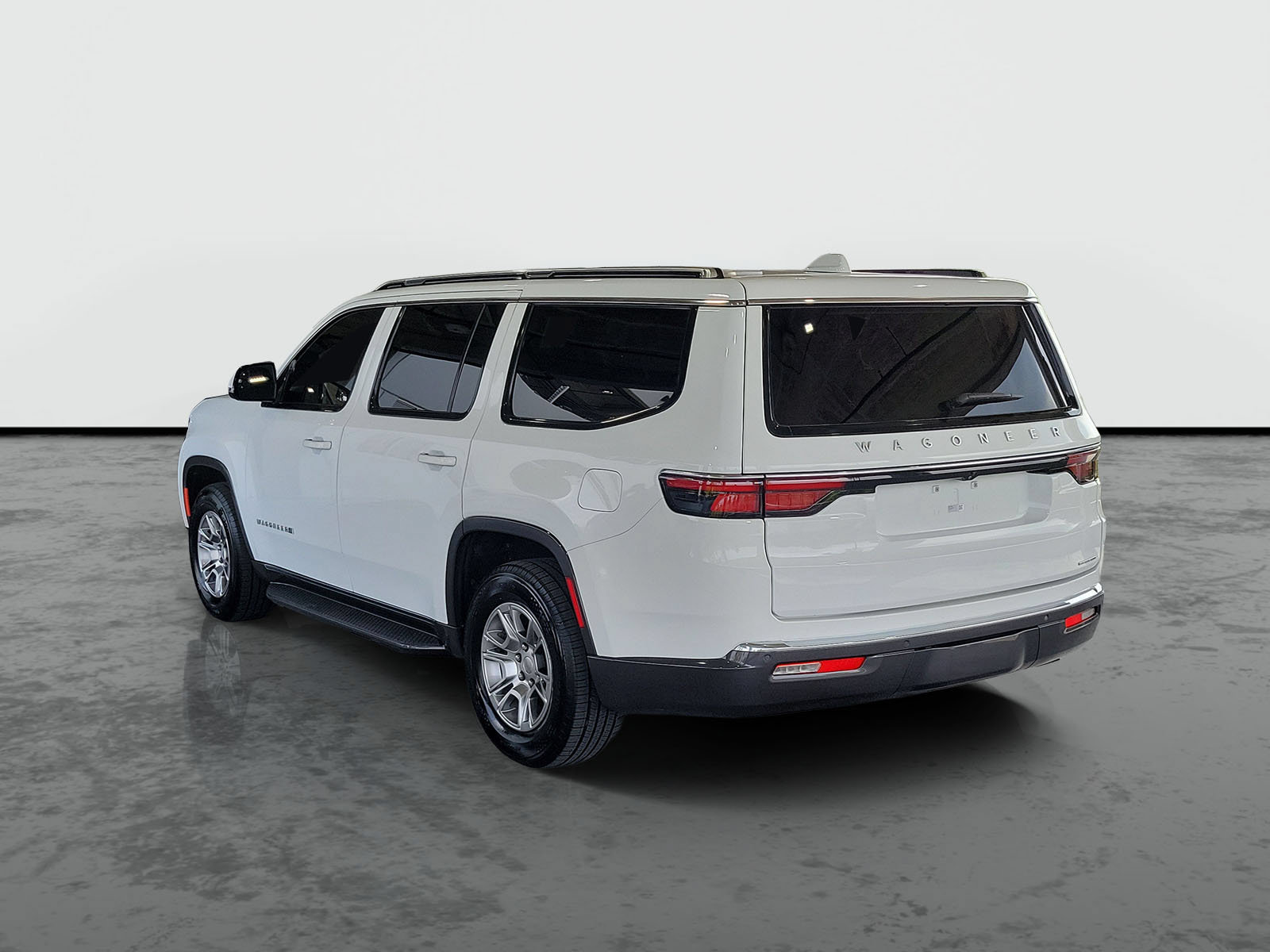 Certified 2022 Jeep Wagoneer Series I RWD image 3