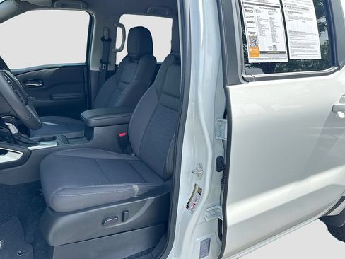 Certified 2024 Nissan Frontier SV w/ SV Convenience Package RWD image 19