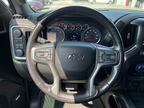 Used 2022 Chevrolet Silverado 1500 LT Trail Boss w/ Convenience Package II AWD/4WD image 24