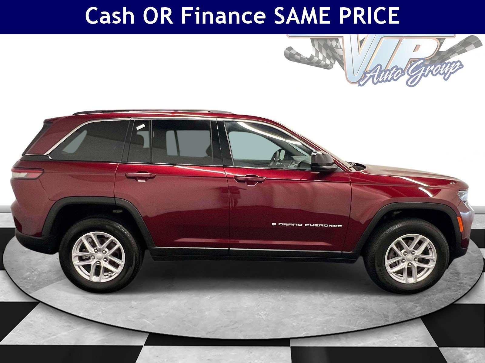 Certified 2025 Jeep Grand Cherokee Laredo X w/ Luxury Tech Group I AWD/4WD image 6
