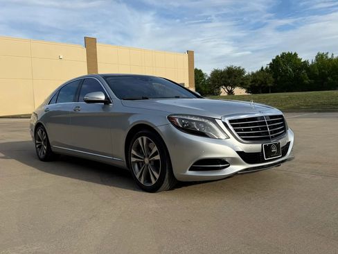 Used 2016 Mercedes-Benz S 550 Sedan image 7