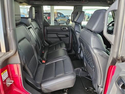 Used 2025 Ford Bronco Big Bend image 18