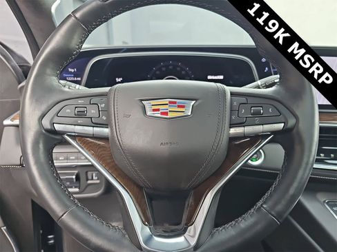 Used 2024 Cadillac Escalade ESV Sport Platinum image 19