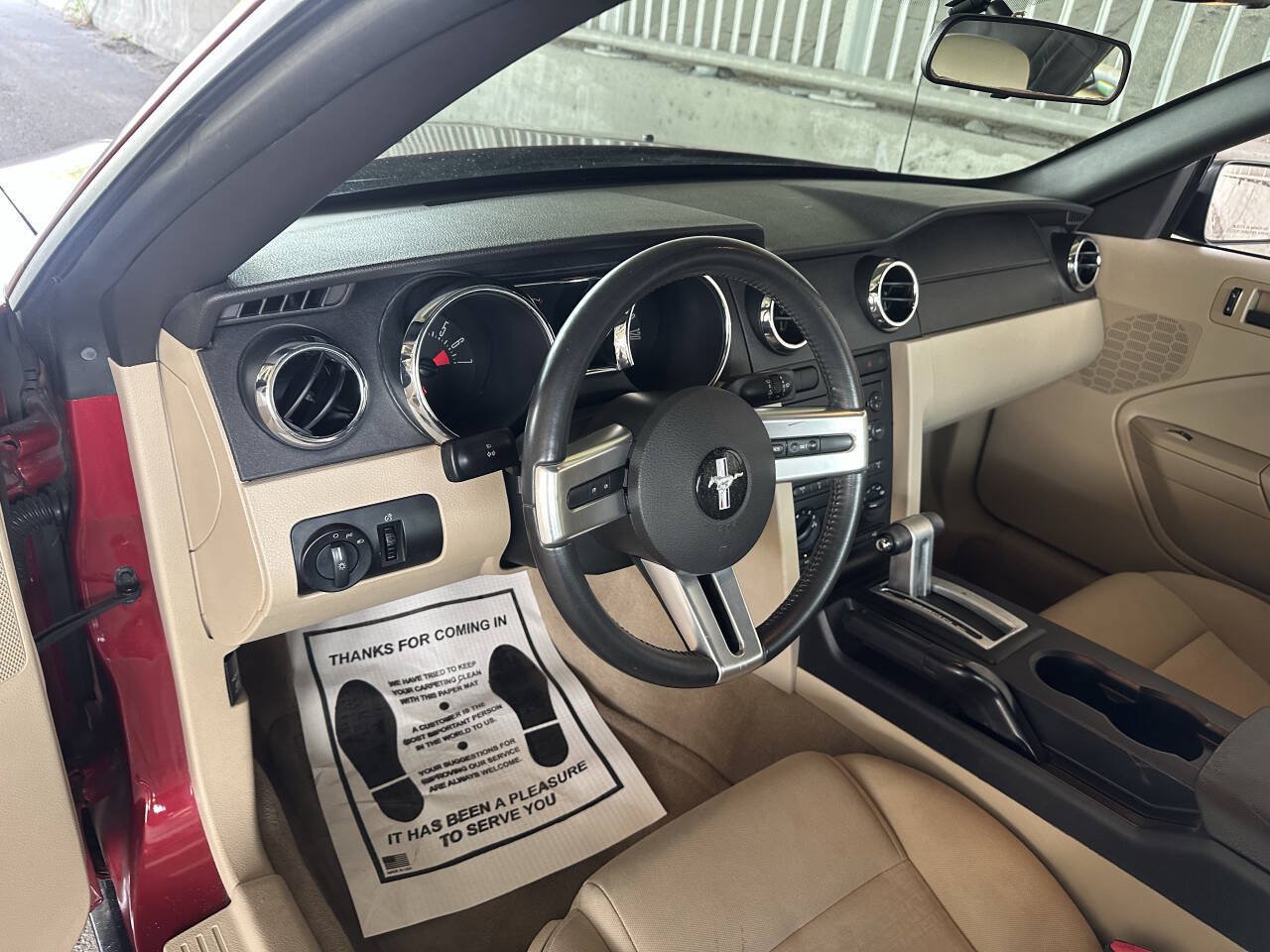 Used 2005 Ford Mustang Convertible RWD image 10