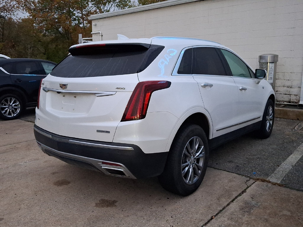 Used 2022 Cadillac XT5 Premium Luxury AWD/4WD image 3