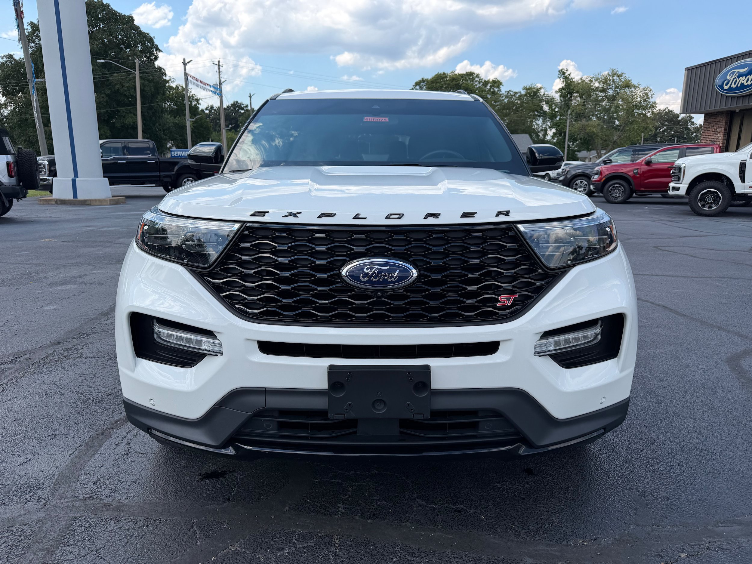 Used 2023 Ford Explorer ST w/ Equipment Group 401A AWD/4WD image 2
