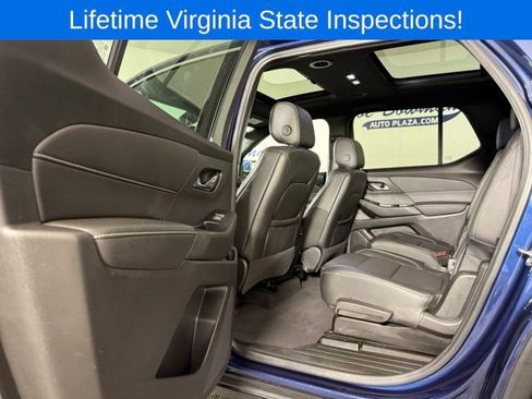 Used 2023 Chevrolet Traverse LT w/ LT Premium Package AWD/4WD image 13