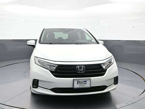 Used 2024 Honda Odyssey Elite image 2