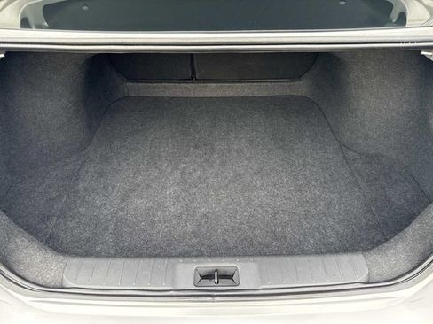 Used 2023 Nissan Sentra SV image 8