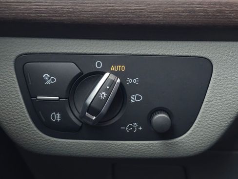 Certified 2025 Audi Q5 2.0T Premium Plus w/ Premium Plus Package image 41