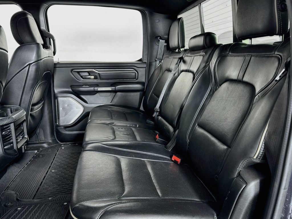Used 2019 RAM 1500 Limited AWD/4WD image 11