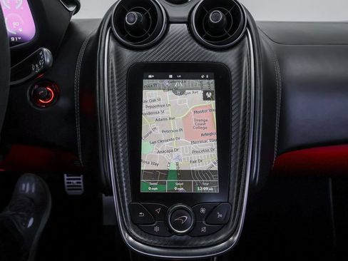 Used 2018 McLaren 570S Spider RWD image 41