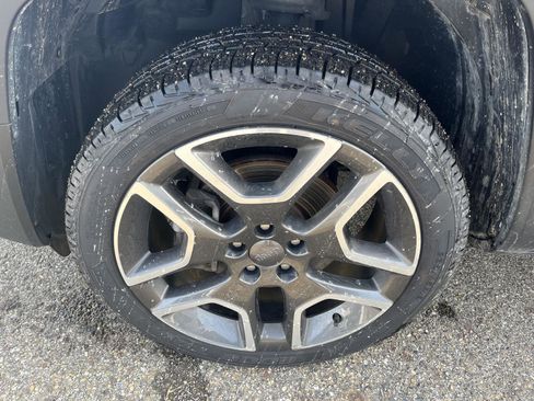 Used 2020 Jeep Renegade Sport image 33