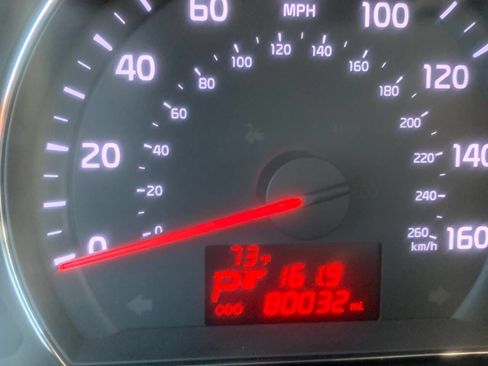 Used 2014 Kia Sorento LX FWD image 23