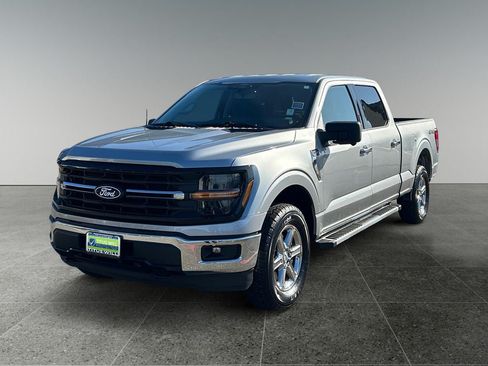 Used 2024 Ford F150 XLT w/ Tow/Haul Package AWD/4WD image 3