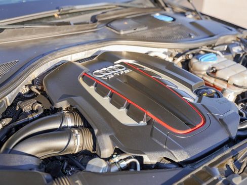 Used 2017 Audi S7 Prestige w/ Prestige Package image 47